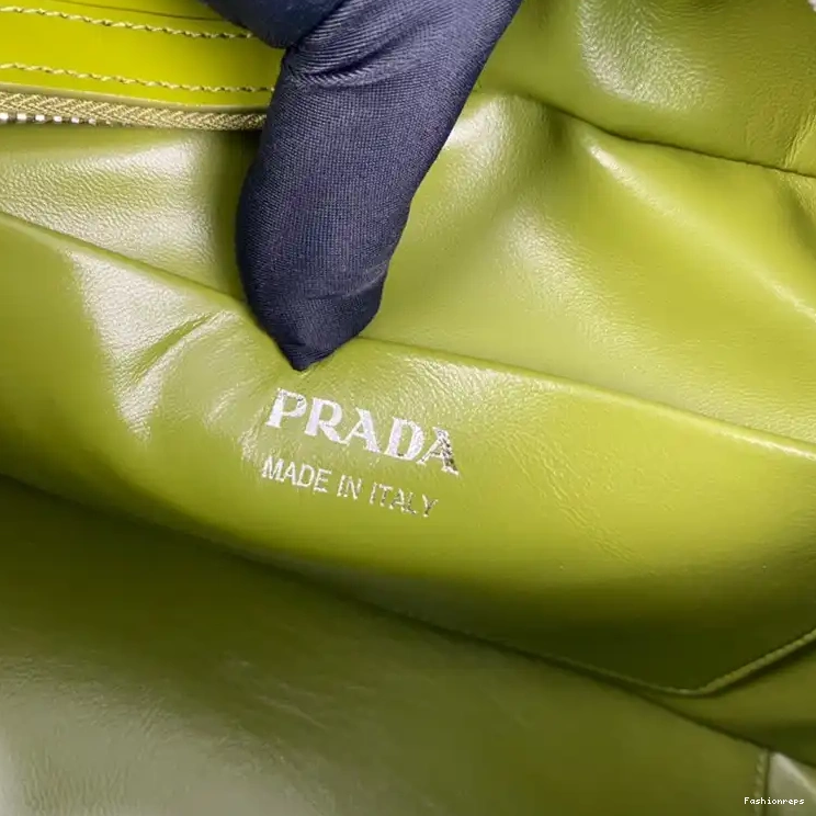 Fashionrepsfam ru 2210YA0119 Bag Prada 0518